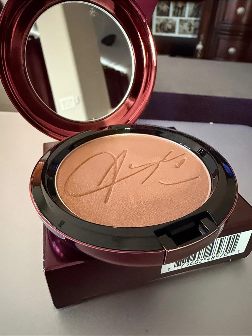 MAC x Aaliyah Limited Edition Bronzer - Baby Girl
